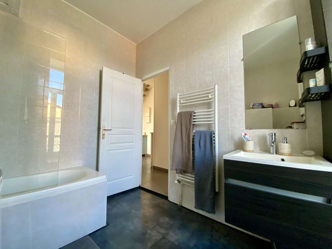 Appartement à GIVORS