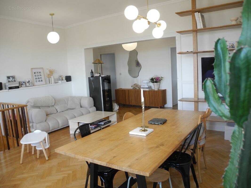 Appartement à SAINT-JULIEN-EN-GENEVOIS