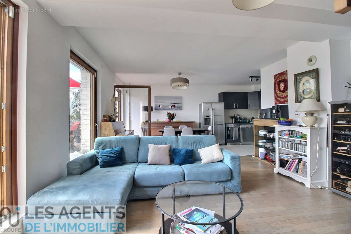Beau Duplex dernier étage avec 80m² d'espaces extérieurs - photo 5