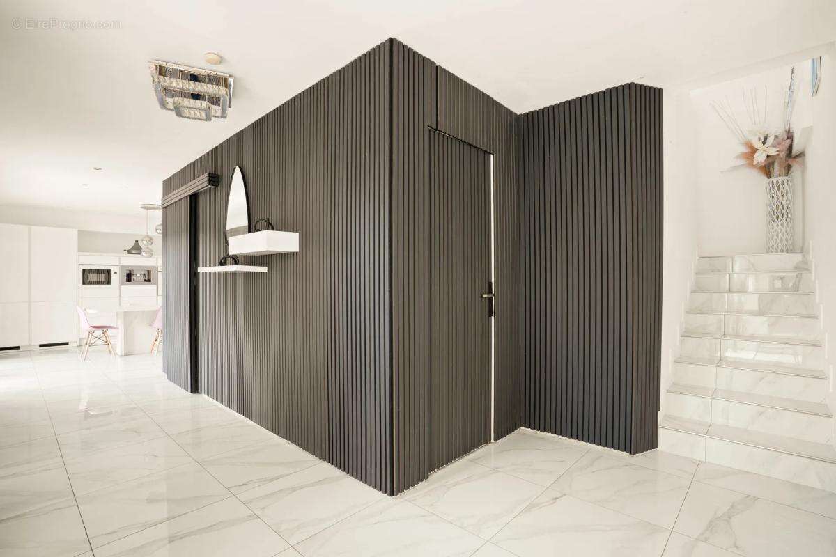 Maison à VAULX-EN-VELIN