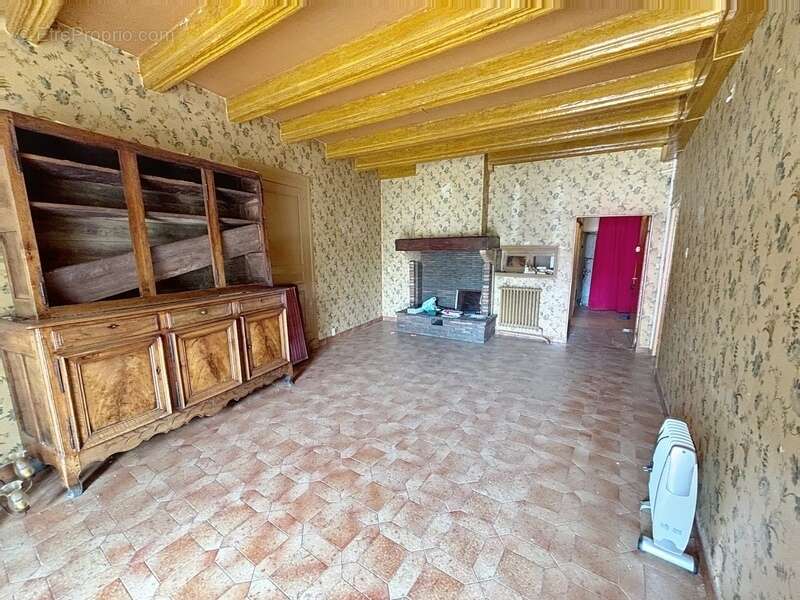 Local/bureau à vendre SAINT MARCEL BEL ACCUEIL (38) - photo 2