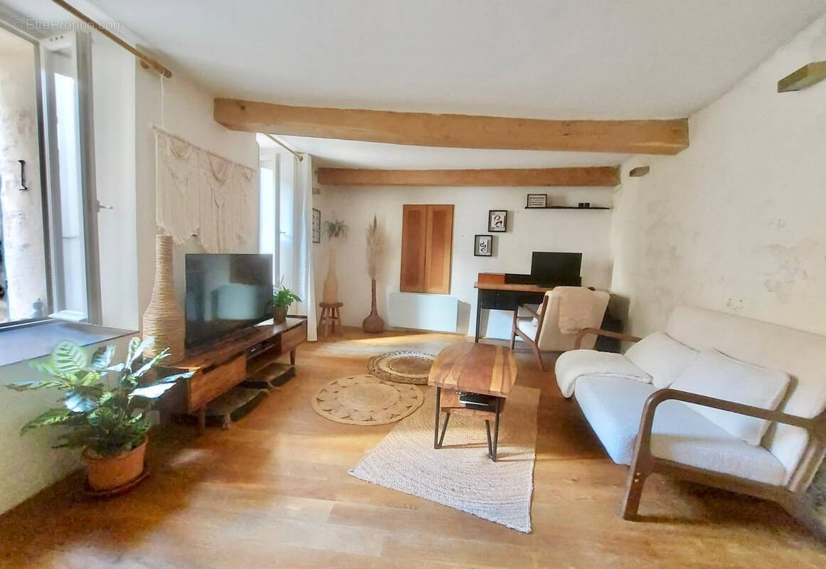 Maison à CALLIAN
