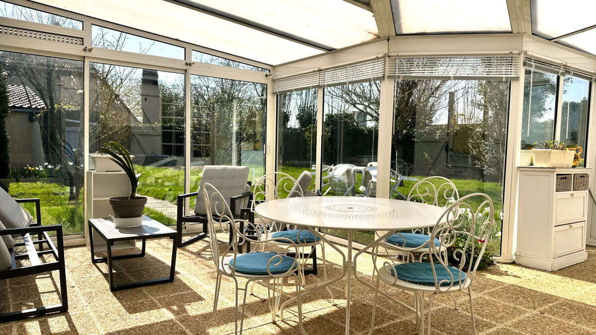 Maison à SAINT-ARNOULT-DES-BOIS