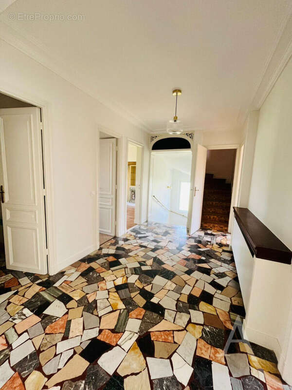 Maison à MONTREUIL