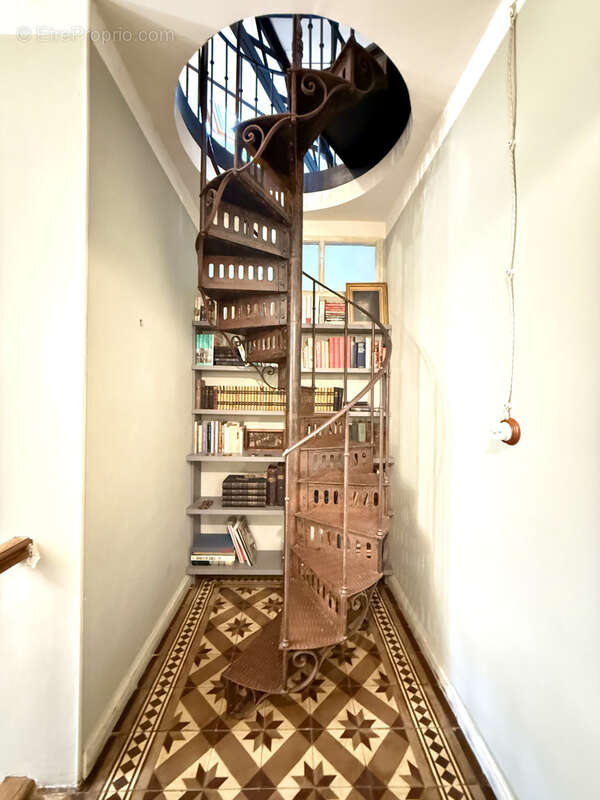 Maison à VILLENEUVE-LES-CORBIERES