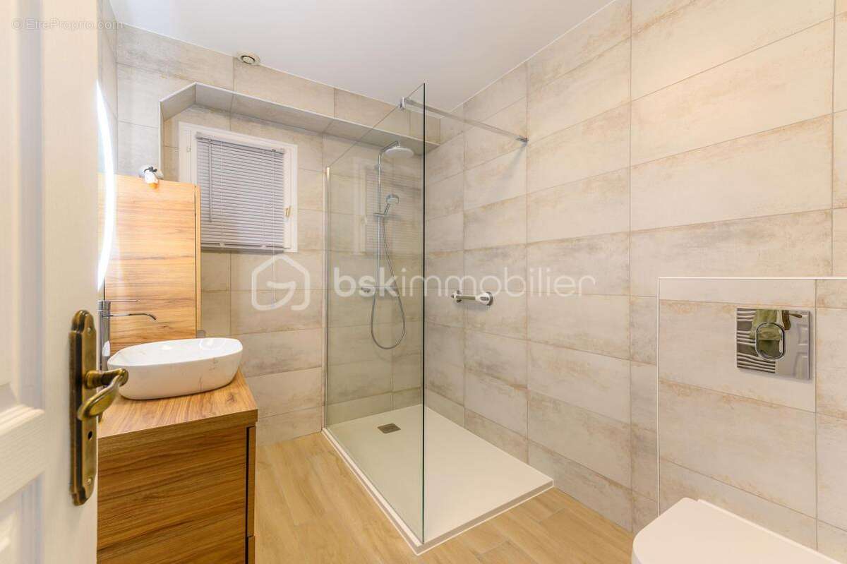 Maison à COUILLY-PONT-AUX-DAMES