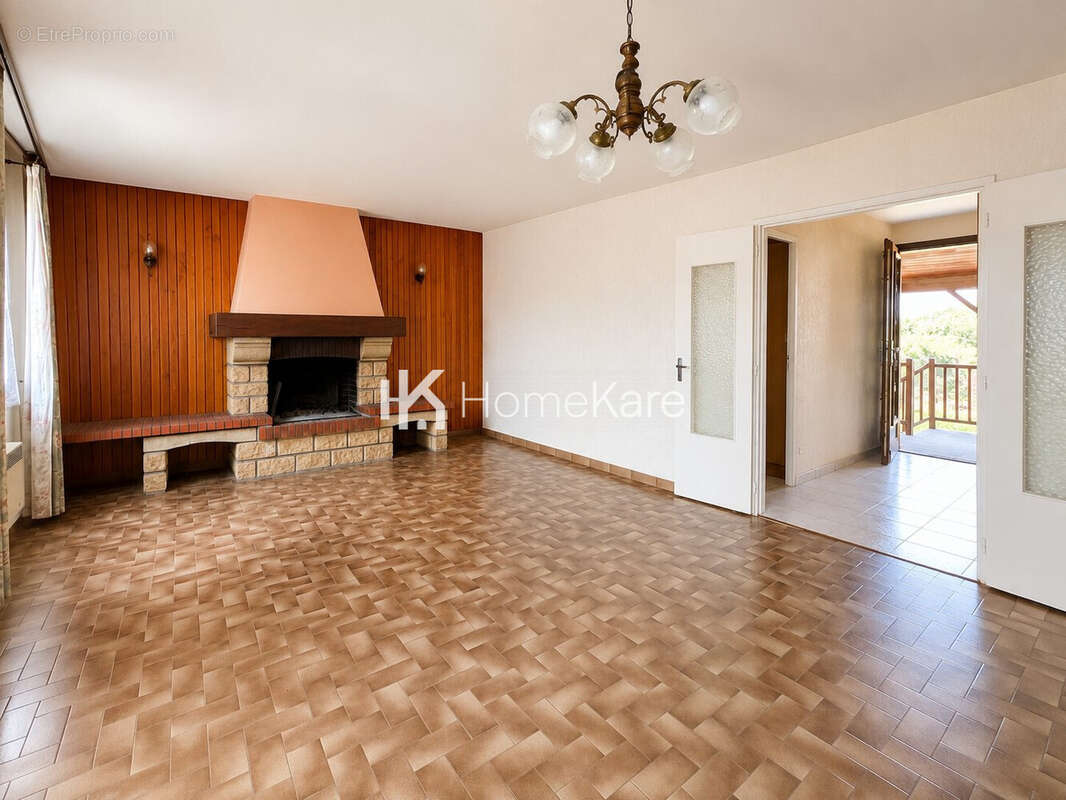 Maison 171 m² à Lagardelle-Sur-Leze  - photo 2