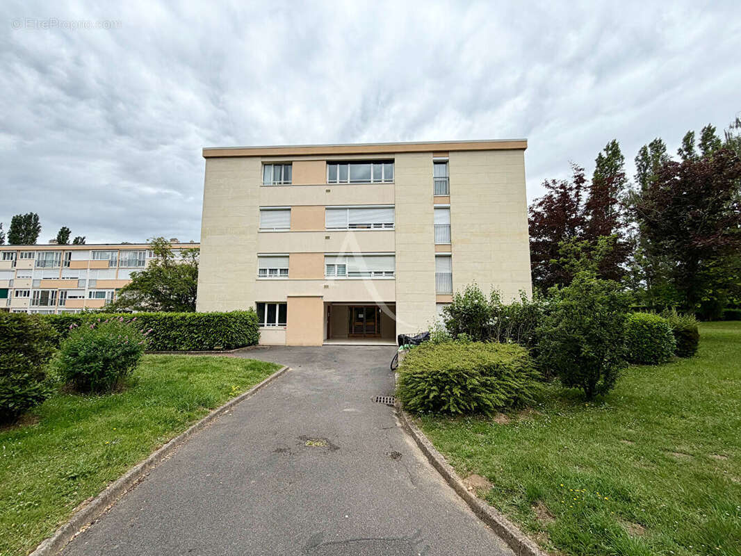 Appartement à GIF-SUR-YVETTE