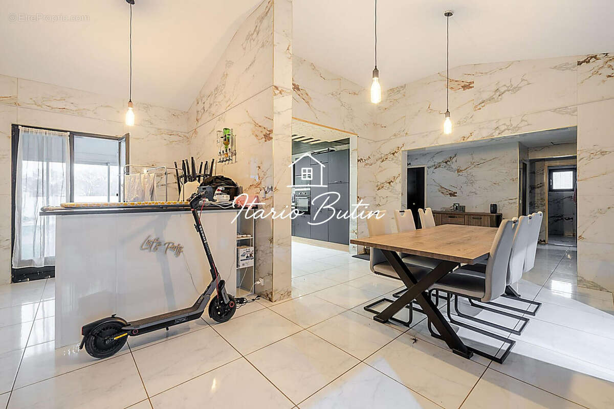 Maison à CLERMONT-L'HERAULT