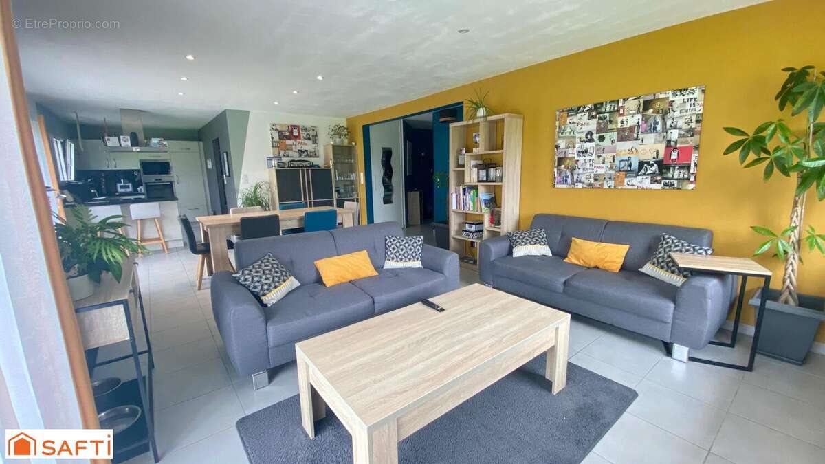 Photo 2 - Maison à CAMORS