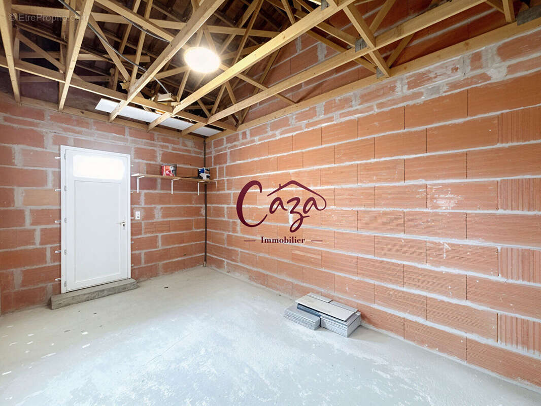 Maison à CAMBLANES-ET-MEYNAC