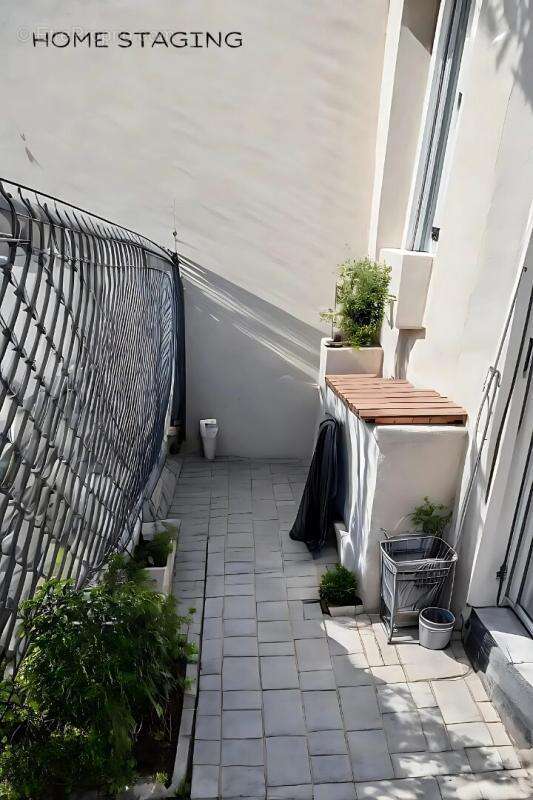 Appartement à PARIS-1E