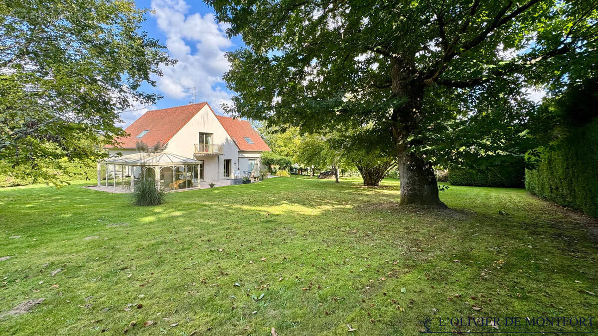 Maison à MONTFORT-L'AMAURY