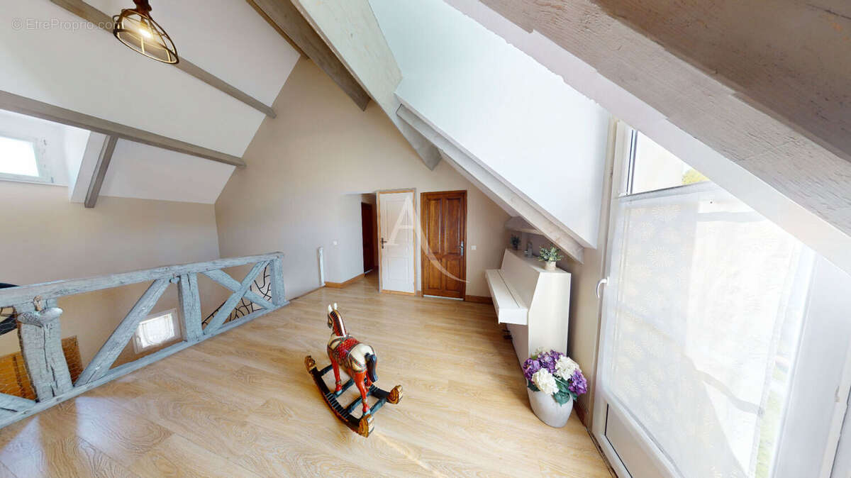 Maison à MARLES-EN-BRIE