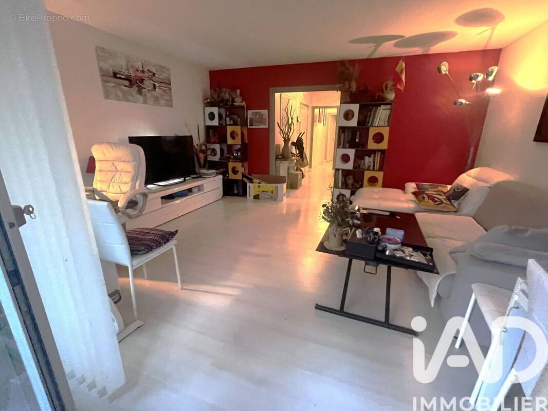 Photo 1 - Appartement à CHOISY-LE-ROI