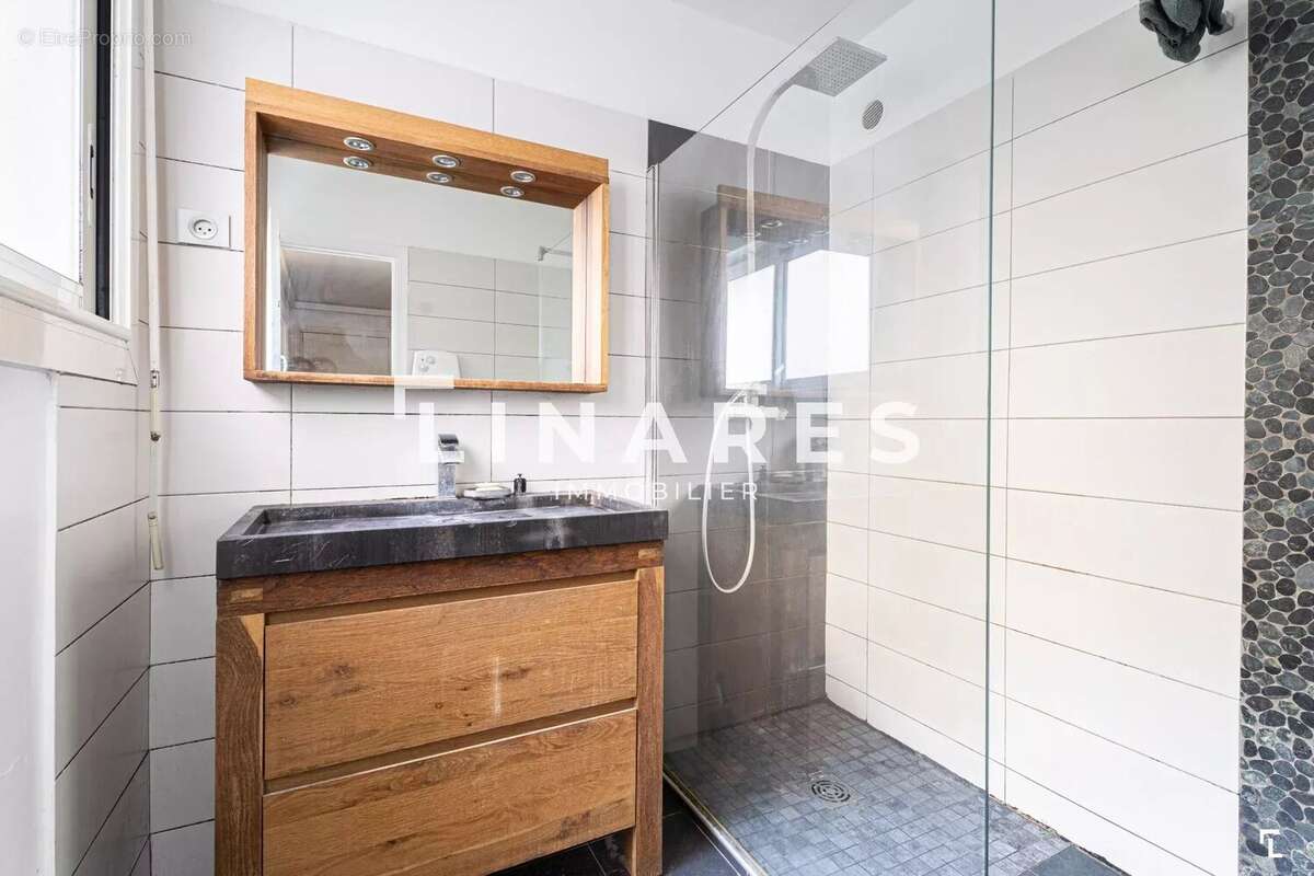LE  SEDUISANT - Appartement T3 de 85m2  - Terrasse - Cave - 13008 - photo 10