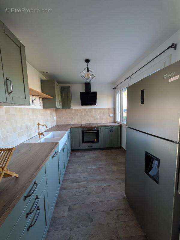 Maison à SAINT-SAUVEUR-SUR-ECOLE