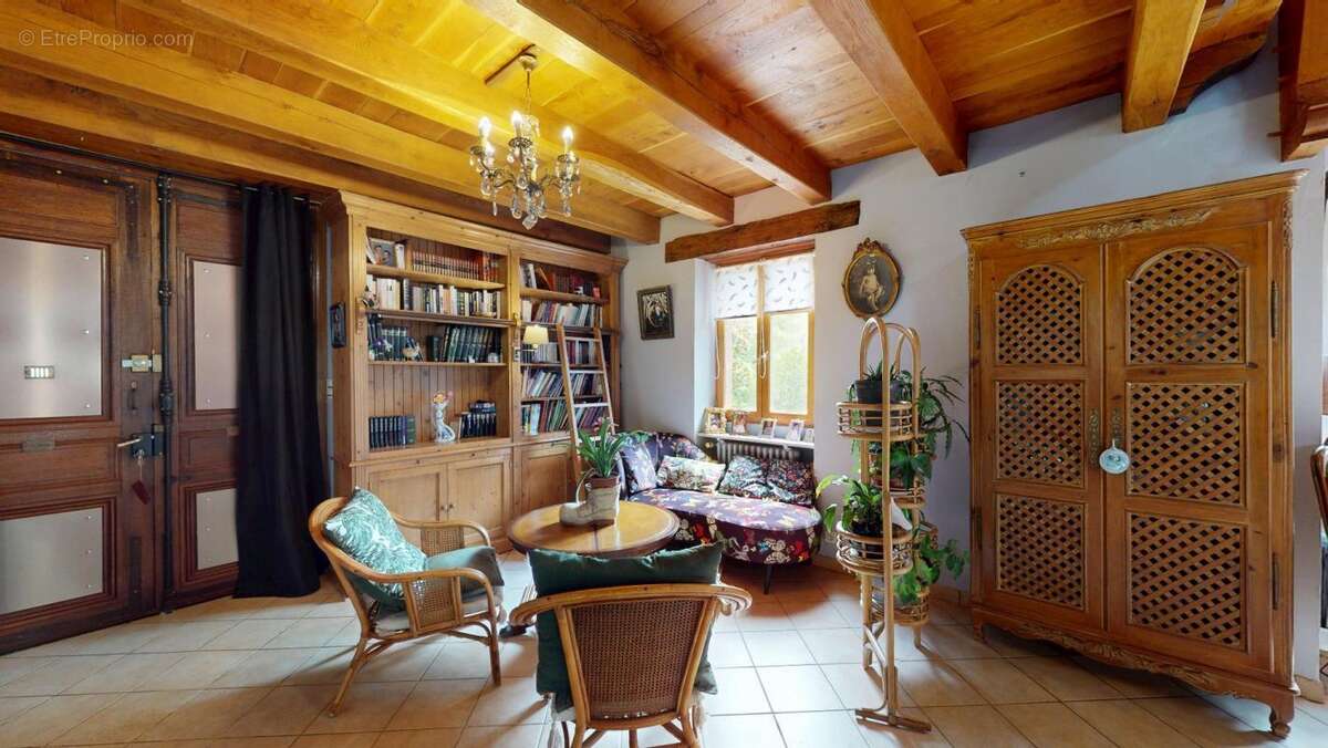 Maison à NAUVIALE