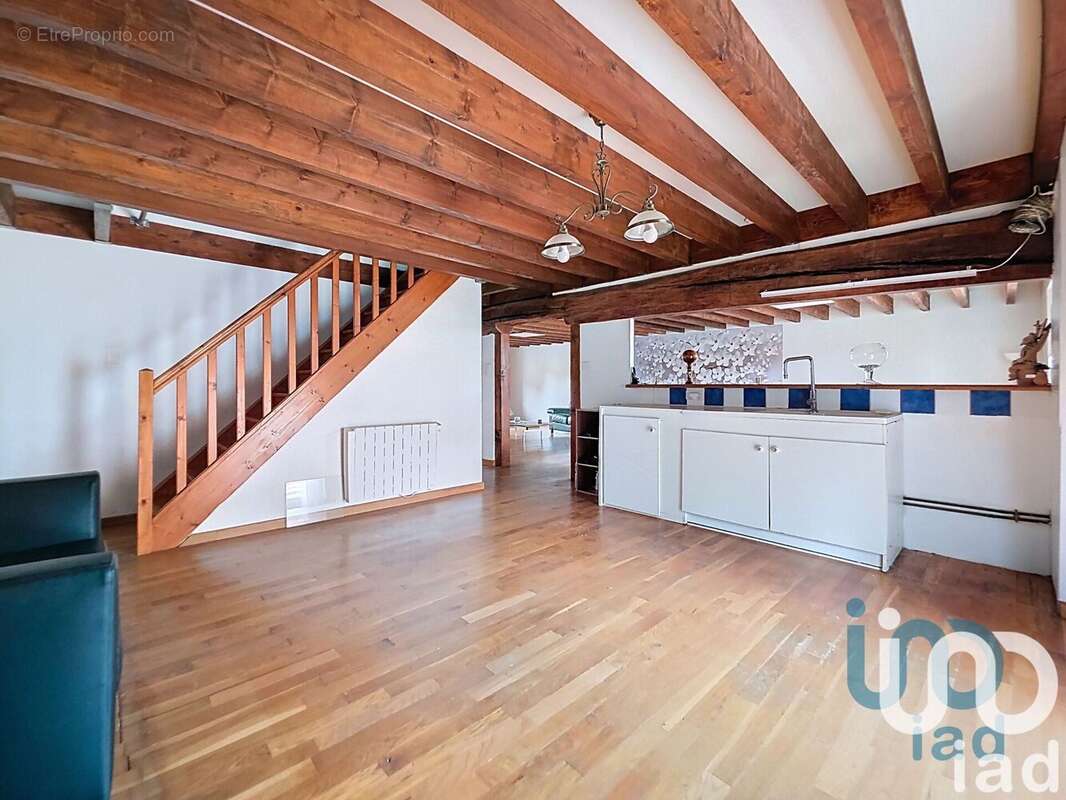 Photo 3 - Maison à ROMILLY-SUR-SEINE