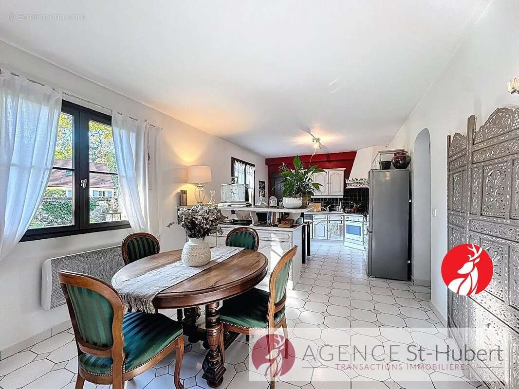 Maison à ARBONNE-LA-FORET