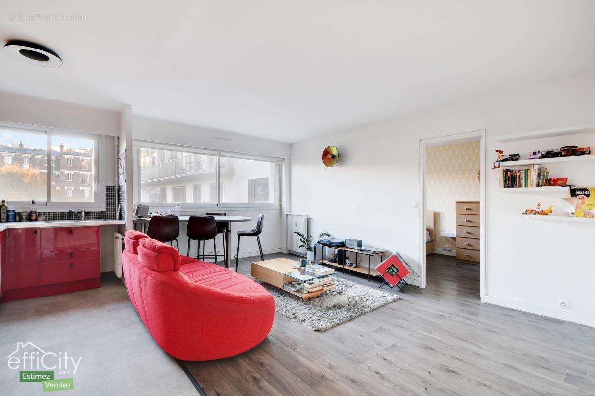 Appartement à PARIS-19E