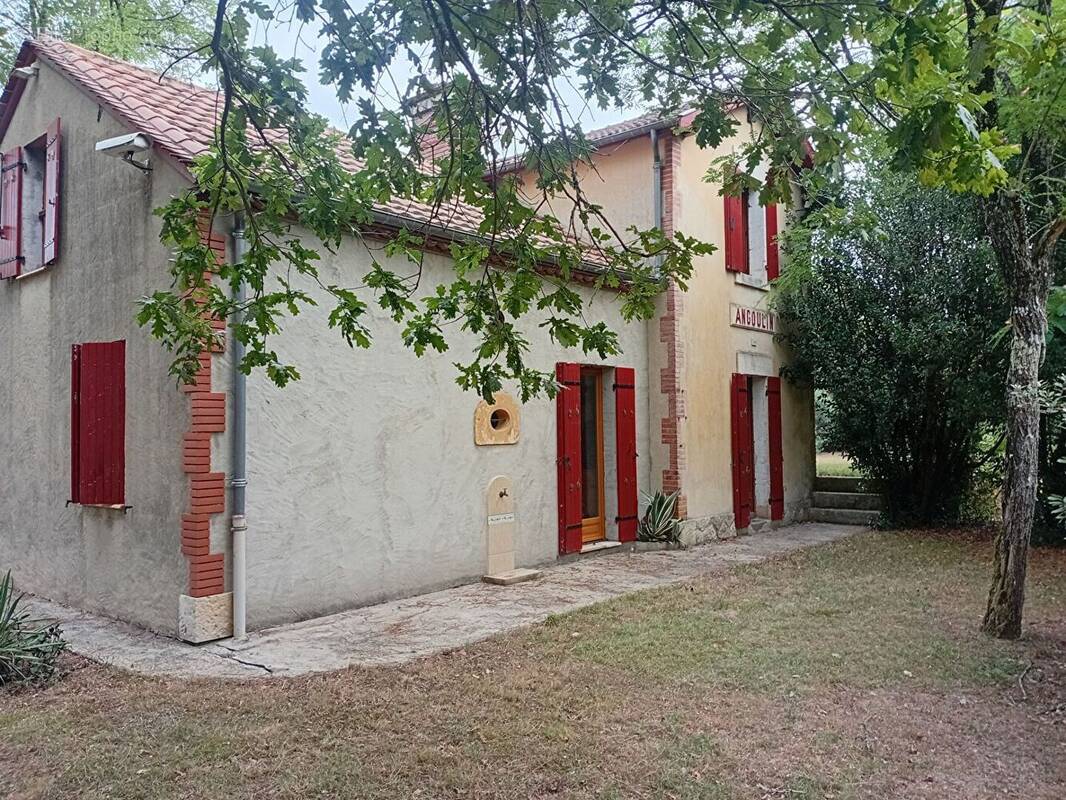 Maison à ESCOURCE