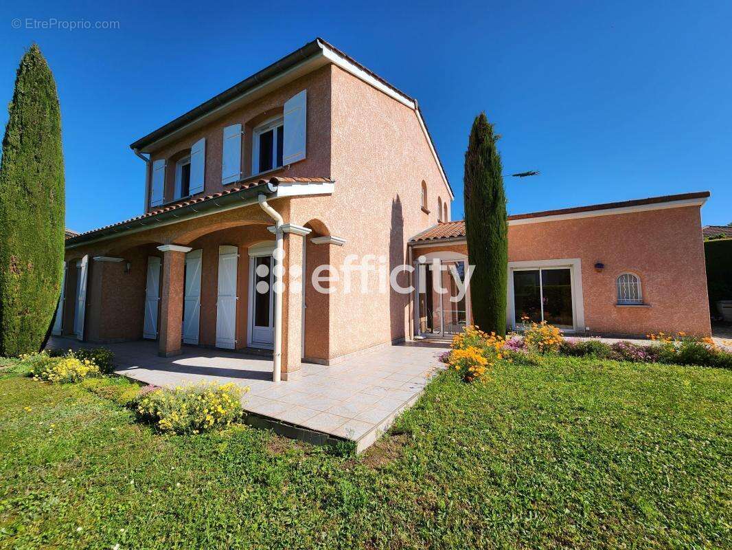 Maison 138 m² à Saint-Galmier  - photo 3
