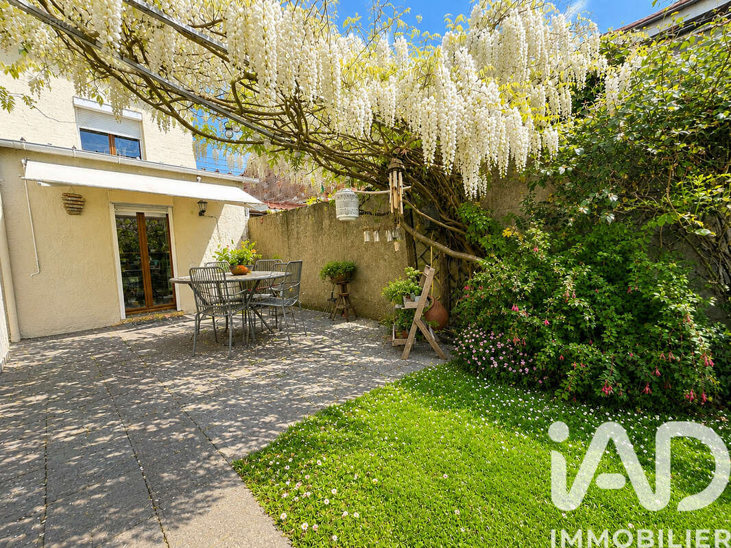 Photo 2 - Maison à NEUVILLE-SUR-ESCAUT