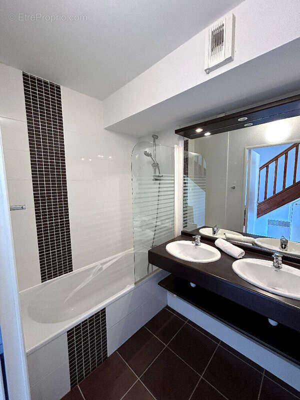 APPARTEMENT :  Sables d'Or Les Pins : 3 pièces 44.5 m2 env - photo 6