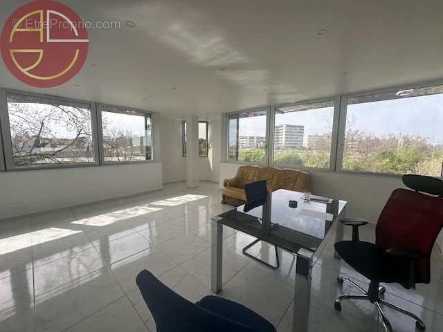 Commerce 180 m² à Toulouse  - photo 3