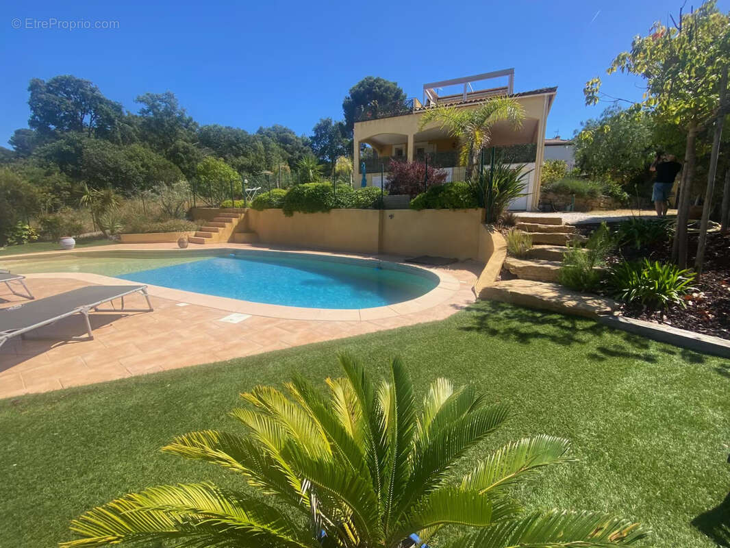 Maison à SIX-FOURS-LES-PLAGES