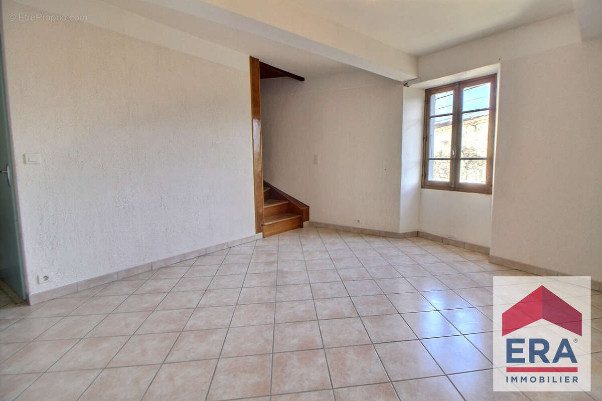 Maison à BOURG-SAINT-ANDEOL