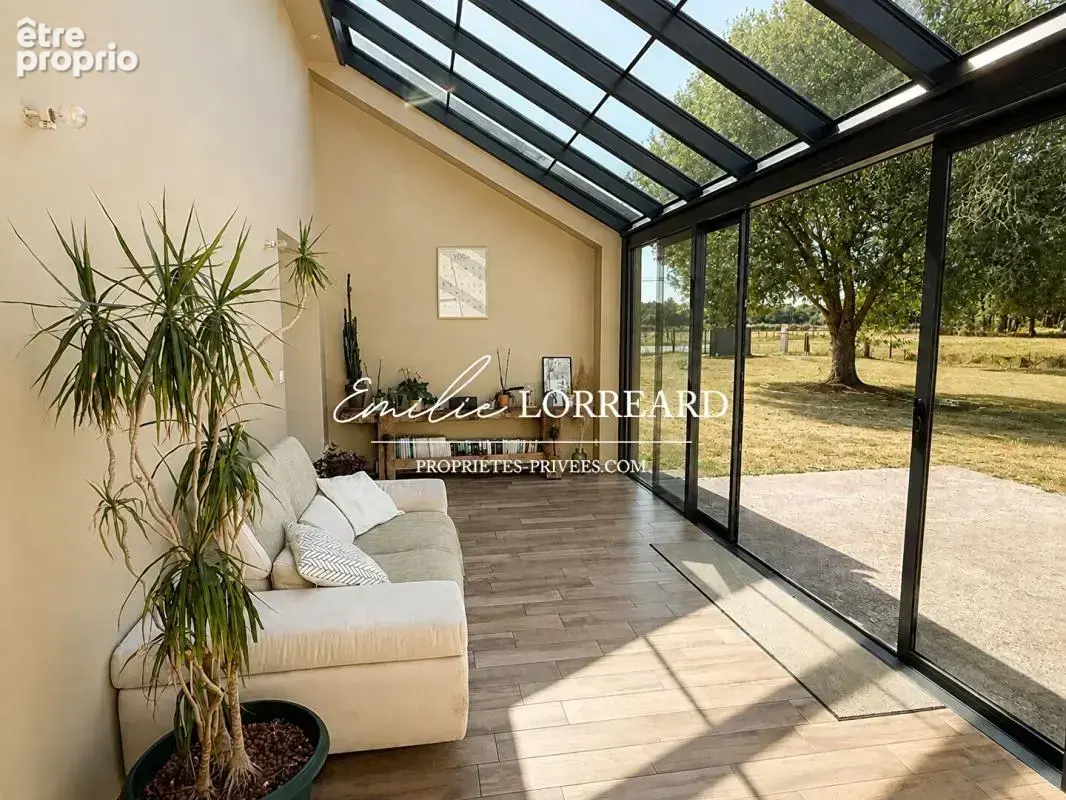Maison La Suze Sur Sarthe 6 pièce(s) 153 m2 - photo 1