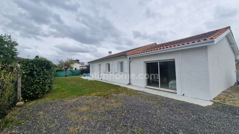 Maison à VILLENAVE-D'ORNON