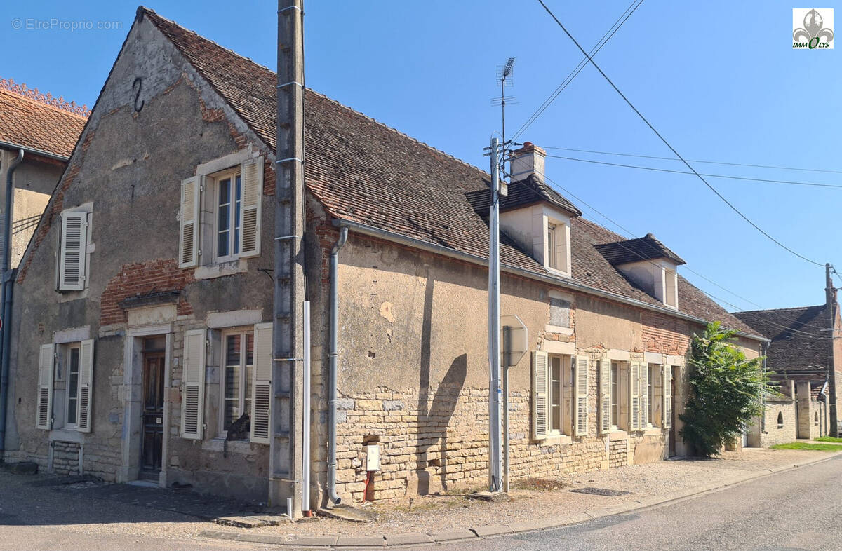 Maison à PAGNY-LA-VILLE