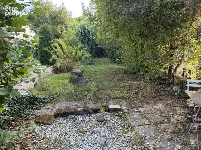 ORLEANS- MURLINS- Maison de ville entièrement rénovée avec un terrain arboré de 1062m2 - photo 5