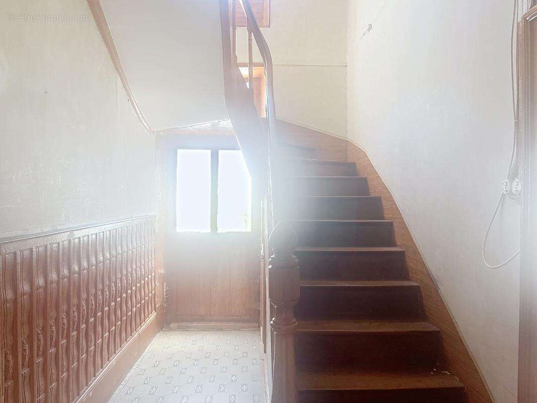Maison 190 m² à Neuvy-Saint-Sepulchre  - photo 15