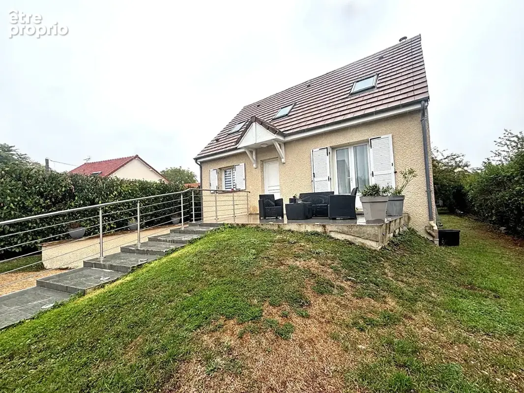 SAINT-RÉMY-LÈS-CHEVREUSE ? Maison 5 pièces de 89 m² avec sous-sol total et jardin de 544 m² - photo 9