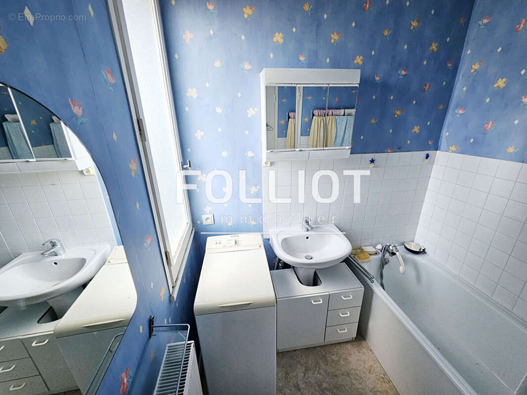 Appartement à LUC-SUR-MER