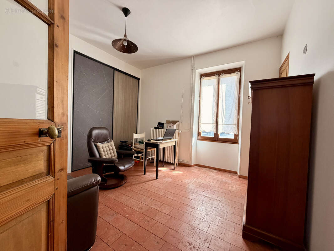 BRIARE - maison de ville T6 + jardin prête à vivre 125m2 - photo 10