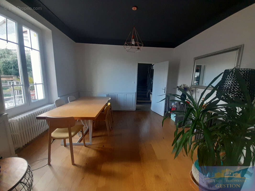 Maison à LOURDES