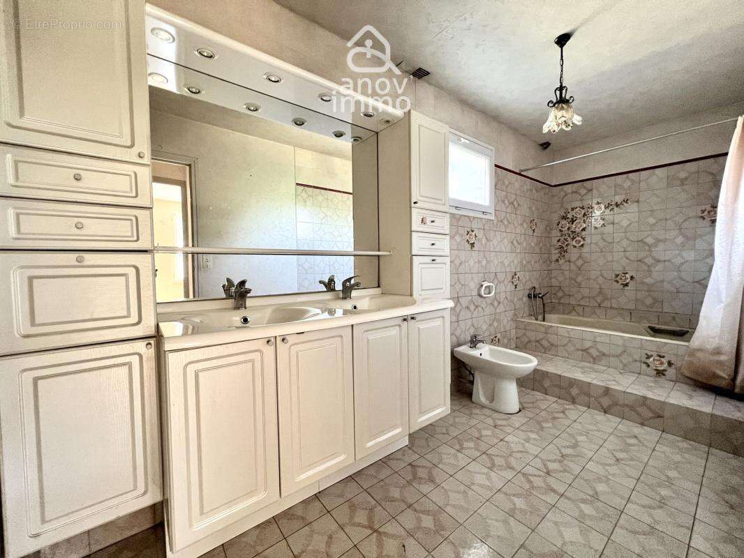 Neuville de poitou (86170) - maison 130 m2 - 3 chambres - ja - photo 11