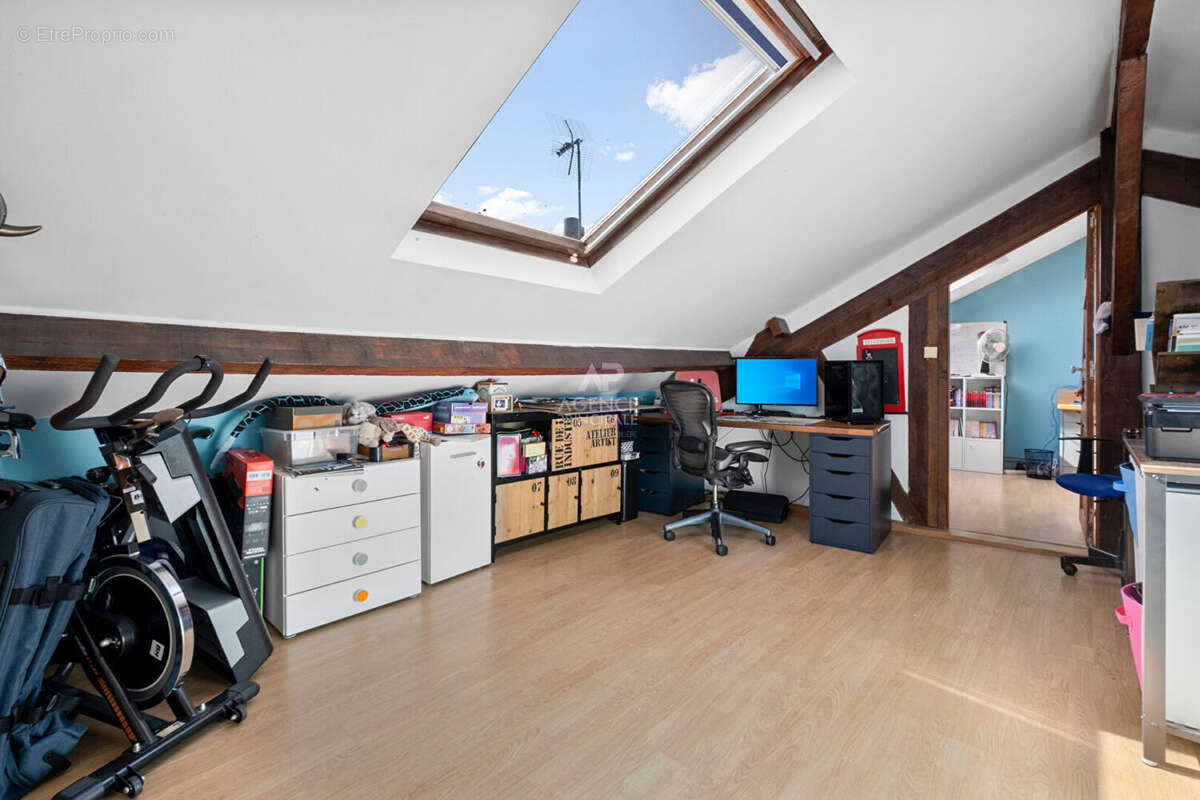 Appartement à MAISONS-LAFFITTE