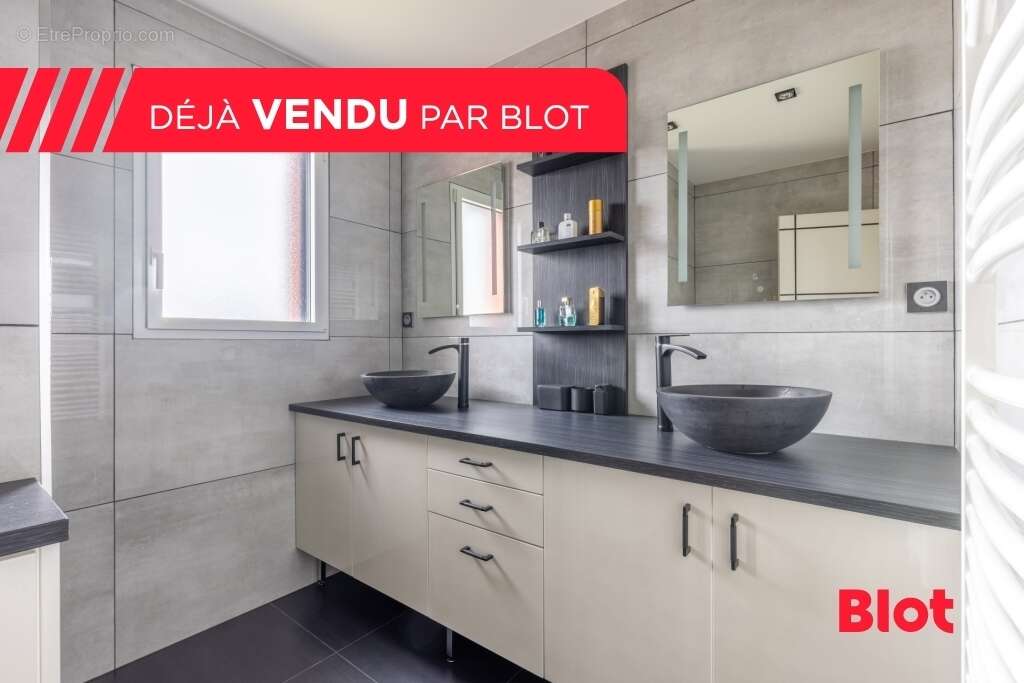 Maison à PIRE-SUR-SEICHE