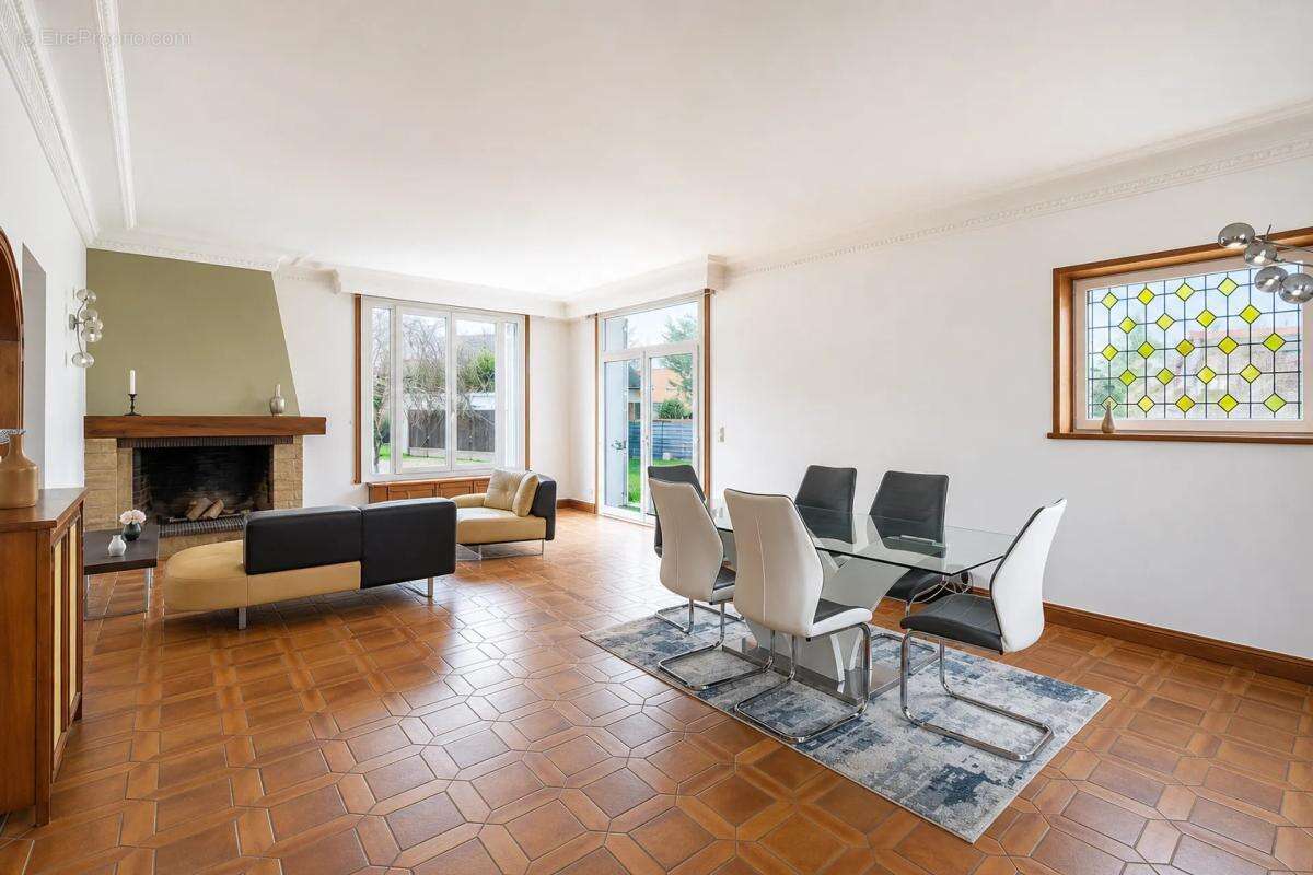 Maison de charme 8 ch. avec jardin à Limeil-Brévannes - photo 5