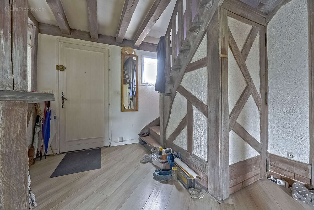 Maison familiale Bruyères Sur Oise 7 pièce(s) 118 m2, jardin, 4 chambres, gare, écoles et collège - photo 3