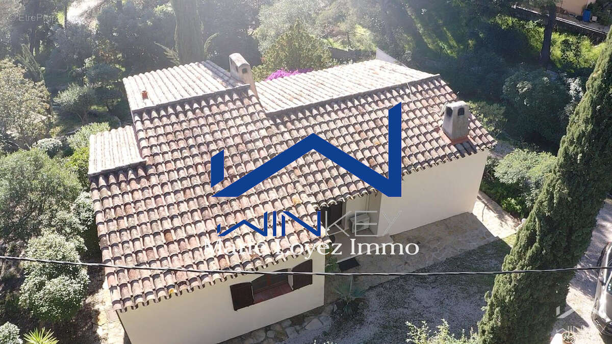 Á la campagne, maison individuelle provençale de 122 m2 sur 2113 m2 de terrain - photo 9