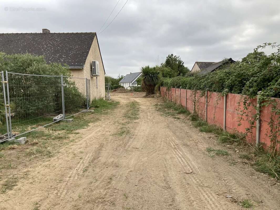 Terrain centre bouee 1400m² - photo 2