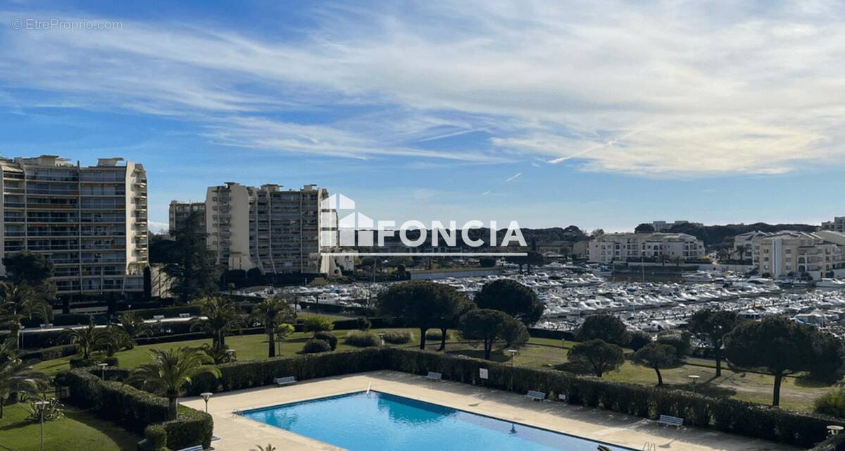 Appartement à MANDELIEU-LA-NAPOULE