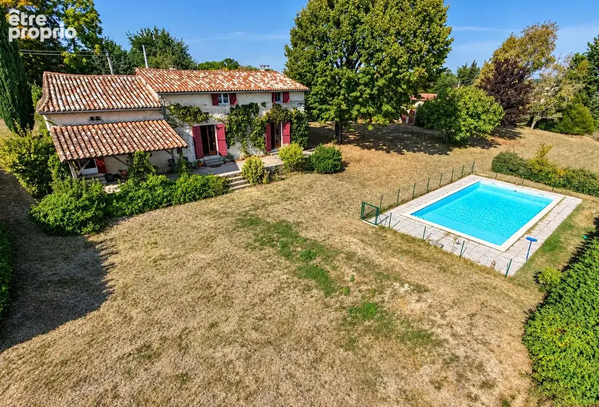 Belle maison en pierre avec piscine et vue imprenable - photo 18